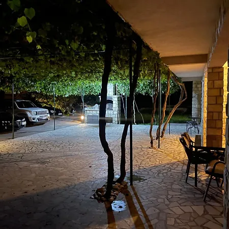 Apartment Mendula Budva